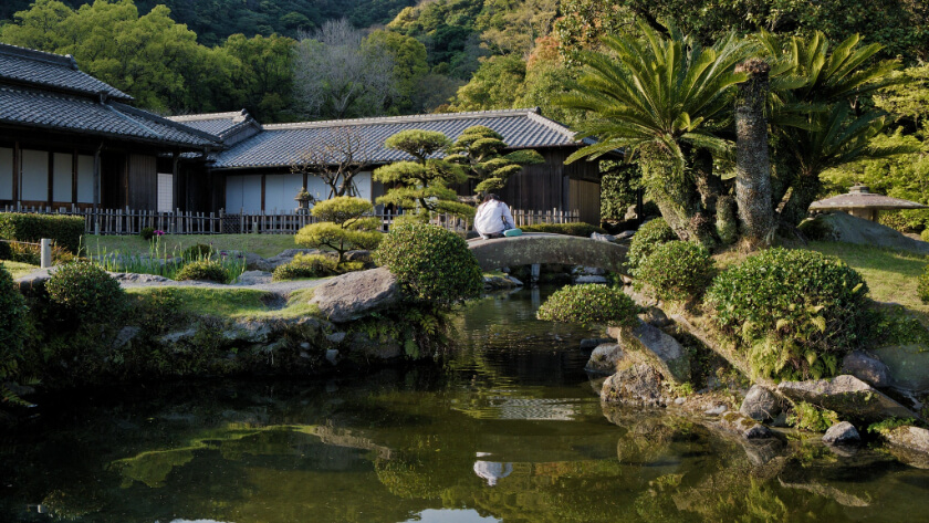 Sengan-en Matcha Cafe is surrounded by peaceful gardens, and it is a must-visit tea cafe in Japan.